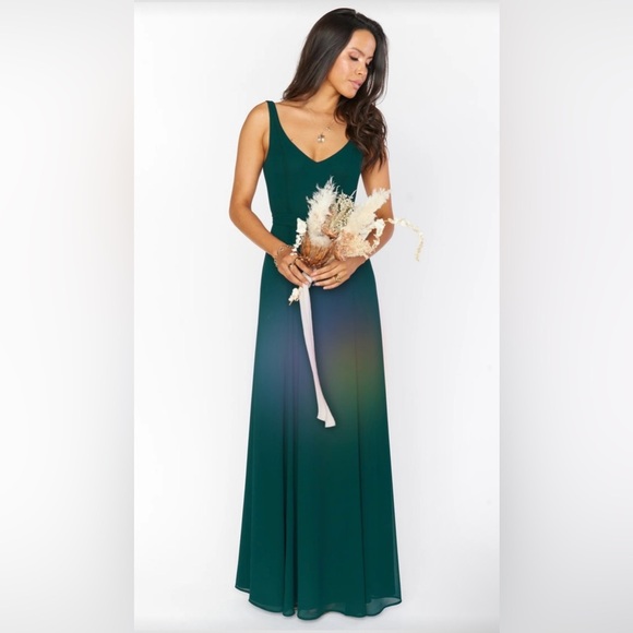 Show Me Your Mumu NWT Jenn V-Neck Maxi Dress in Emerald Chiffon- Size M - Picture 1 of 7